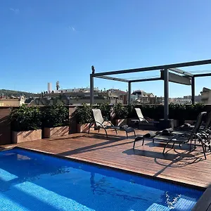 Chi 3*, Barcelona Spanje